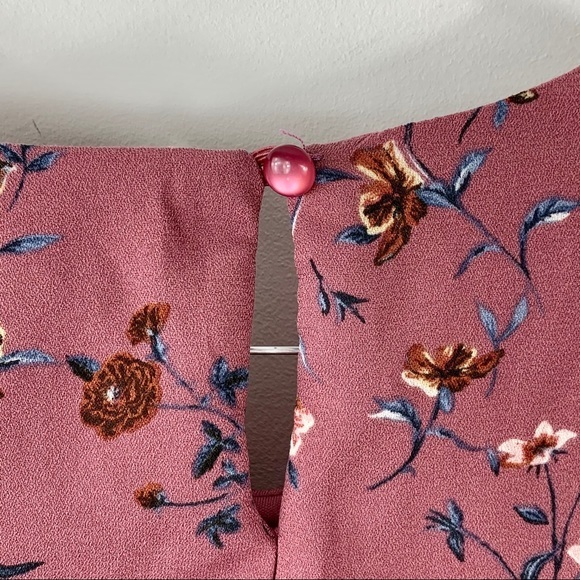 Trixxi Girl Cut out Shoulder Top - Picture 8 of 8